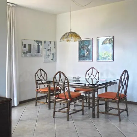 Oasi Del Lago Maria Sp Seewohnung Mit Garten Gera Lario